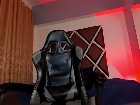 Онлайн чат XXX Axel_Royce