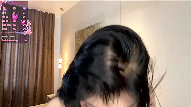 Eniamhaaaaa's Live XXX Chat