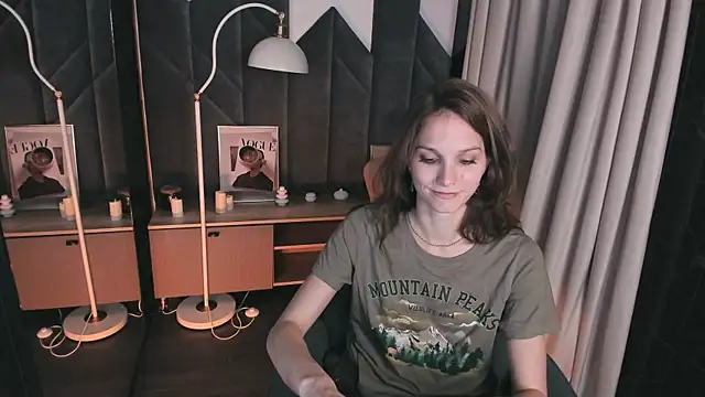 MirandaGlow Live XXX-Chat