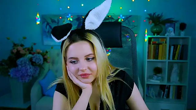 AliceSilvia_'s Live XXX Chat