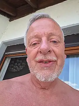 Dennislover007 Live XXX-Chat