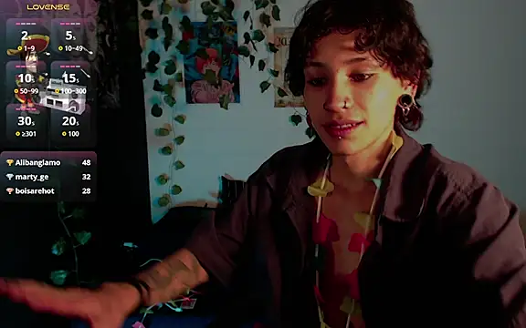 دردشة JohnnyJones_ الجنسية المباشرة