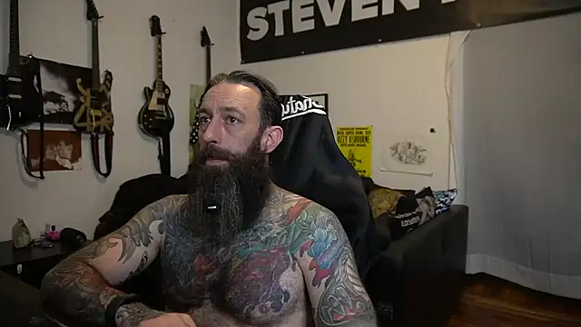 Chat XXX en directo de StevenRiseNYC