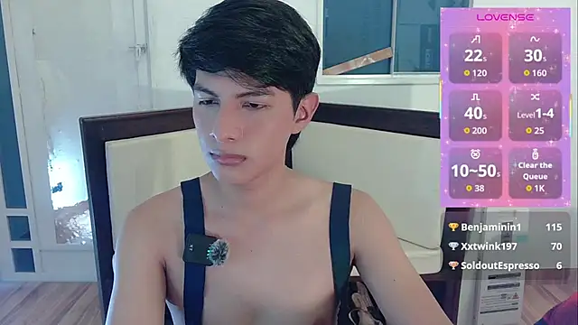 Онлайн чат XXX phuwin_bj