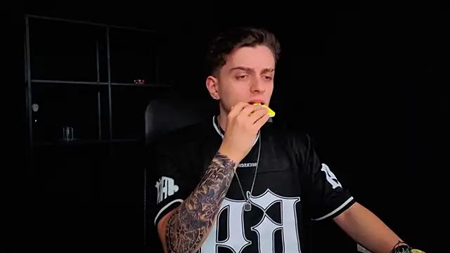 FelixStarkk – Live XXX-chat
