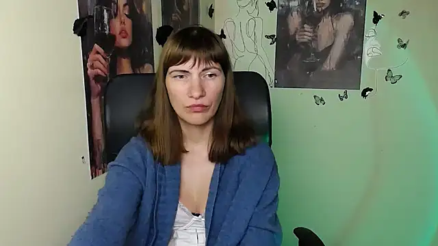 Chatroom XXX en direct de Rosalinda_ro
