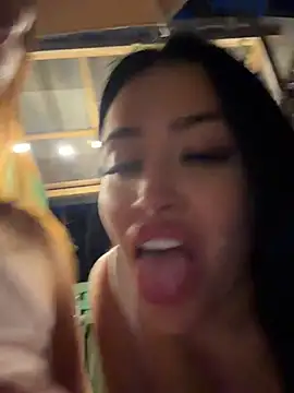 XXX chat uživo modela Sara_fun