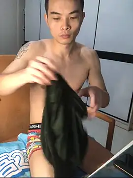 gutou001 现场XXX聊天
