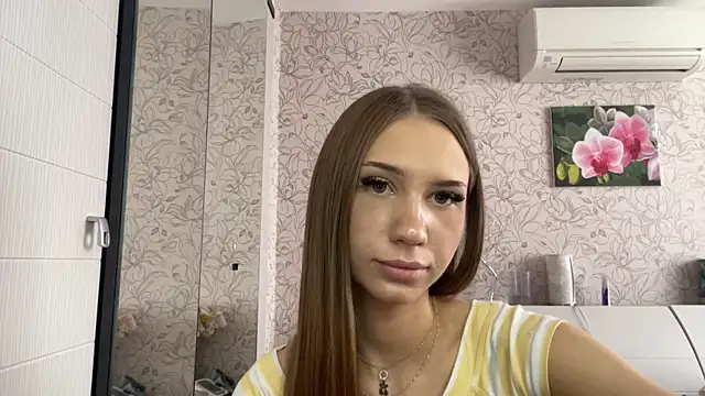 XXX chat uživo modela MarryTurnier