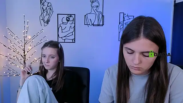 XXX chat uživo modela lisa_dark_