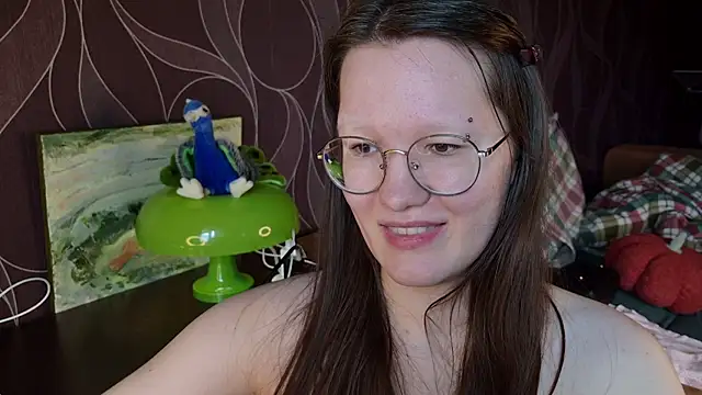 hairyMira Chat XXX in diretta