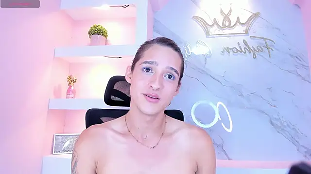 צ'אט XXX בשידור חי של CandyDance1_