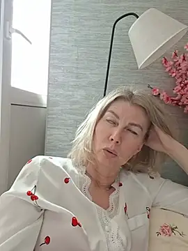 stellahere8 Live XXX Chat