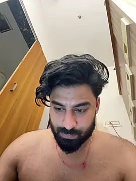 Royalboy_03 Adlı Modelin Canlı XXX Sohbeti