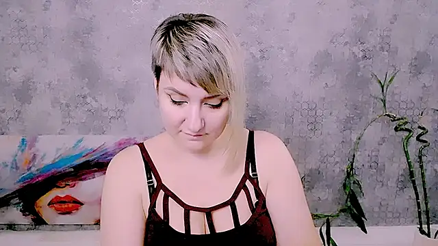 Chatroom XXX en direct de Djullia
