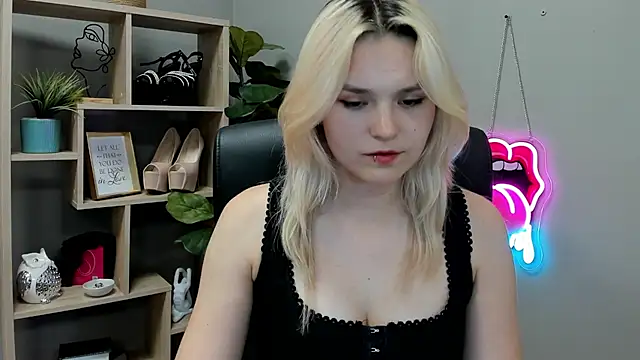 Živý XXX chat SweetLilyxo