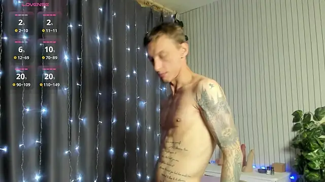 James2Inked live XXX chat