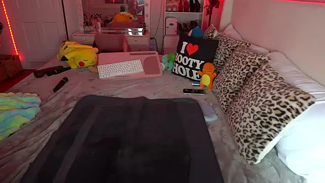 emmagray001 élő XXX-chatje