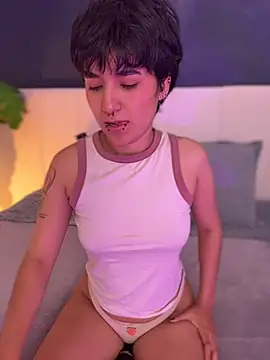 emma_cute7 – Naživo XXX chat