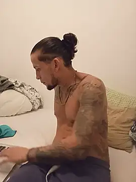 boyrolo24: απευθείας συνομιλία ΧΧΧ