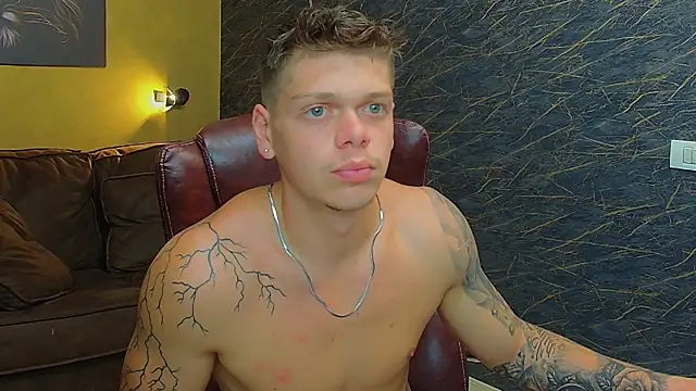NicoTroy Webcam-Show