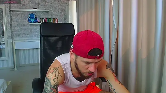 JonahShawn Live XXX chat