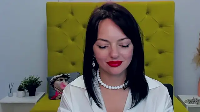 BellaRowan's Live XXX Chat