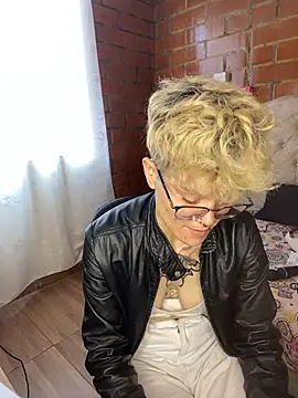 Chat +18 de Megan-c ao vivo