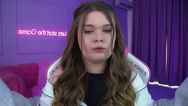 CrystalLyons Chat XXX in diretta