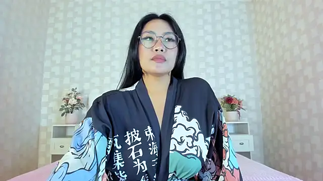 NatsumiHun Chat XXX in diretta
