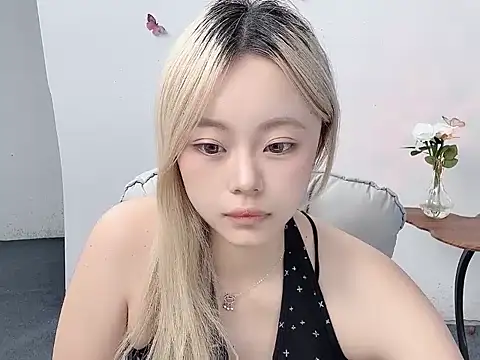 แชท XXX สดของ Emma668866