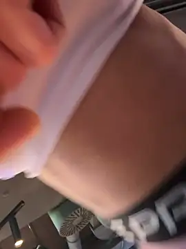F3ckd0lllucy Show in webcam