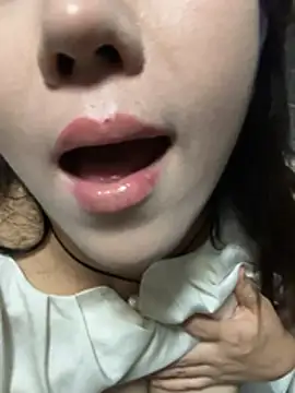 Kayla-love 现场XXX聊天