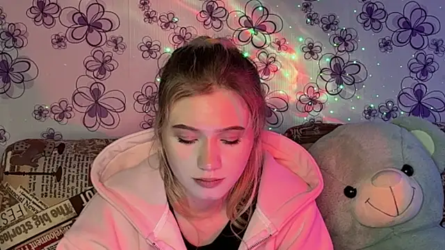 EarlineStrojnys Chat XXX in diretta