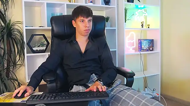 Živý XXX chat ThomasEdisonn