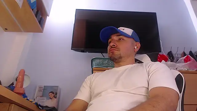 MikeMiller2 라이브 XXX 채팅