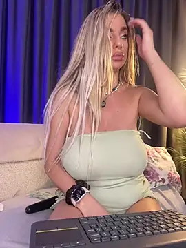 PearlPlenty Live XXX-Chat