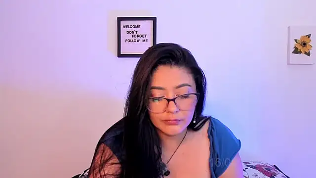 LauraToro_ Obrolan Langsung XXX