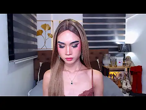 JuicyCockThea 即時 XXX 聊天