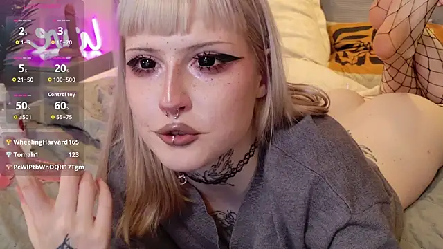 MilkMeSoftly – Naživo XXX chat