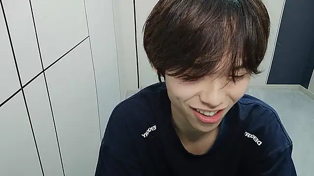 T2028T live XXX chat