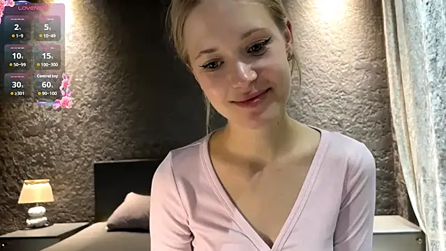 ZaidaSchwarten Chat XXX in diretta