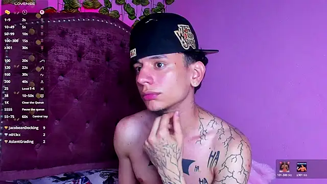 Chat XXX en directo de TheBatMansion