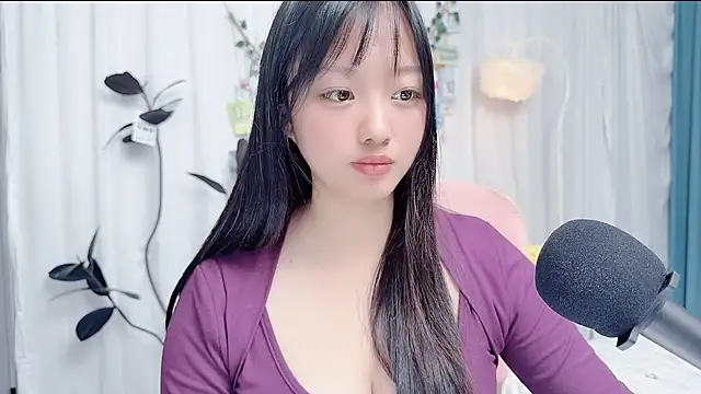 Winnie666999 XXX чат на живо