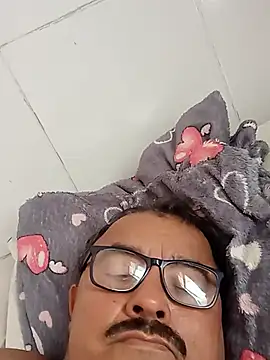 Chat +18 de Misterymem63 ao vivo