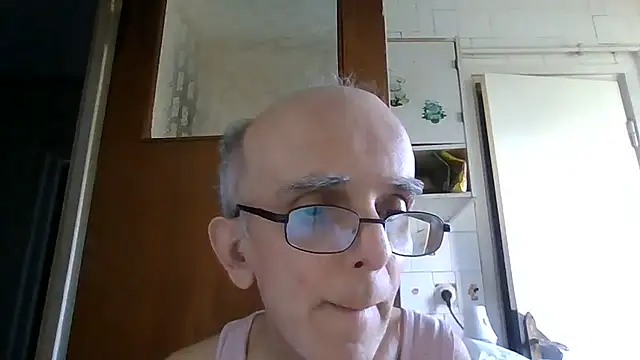 mariusica1@xh Chat XXX live