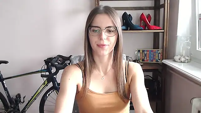 XXX chat uživo modela love_megi