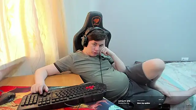 Show modela iliaskrislove na web-kameri