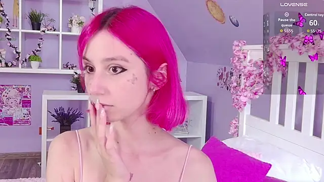 XXX chat uživo modela PinkiePae