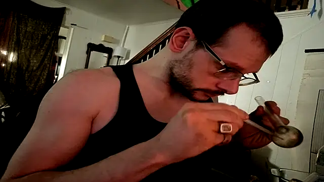 MasterDaddyCool XXX чат на живо